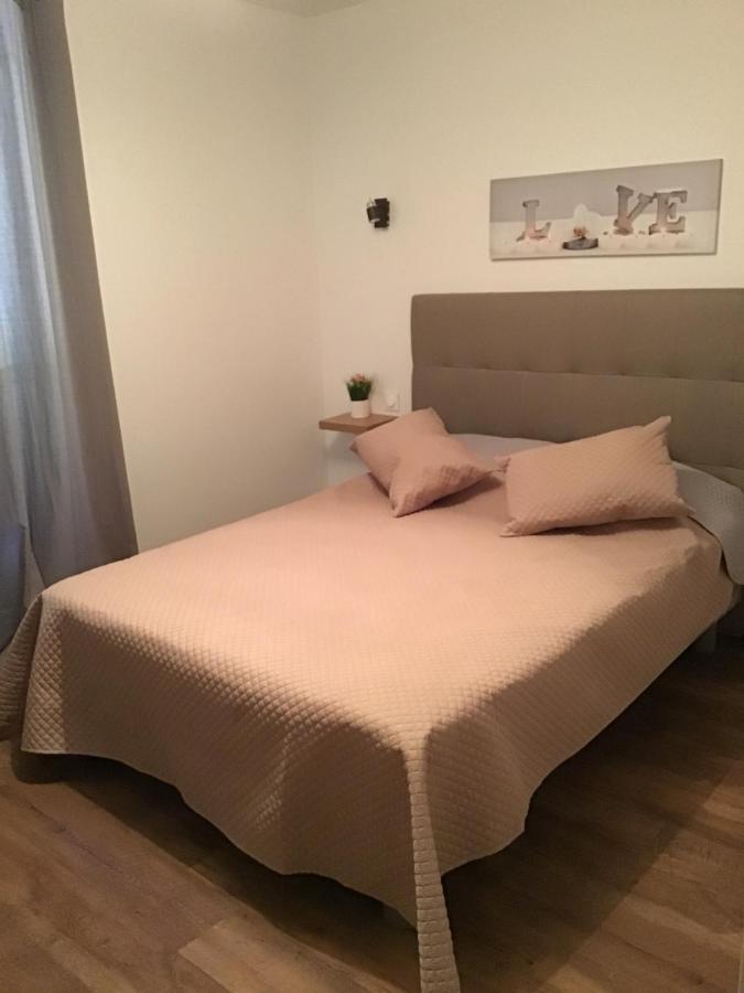 Magnifique T4 Avec Terrasse A Saint-Nectaire - 8 Pers Apartment Екстериор снимка
